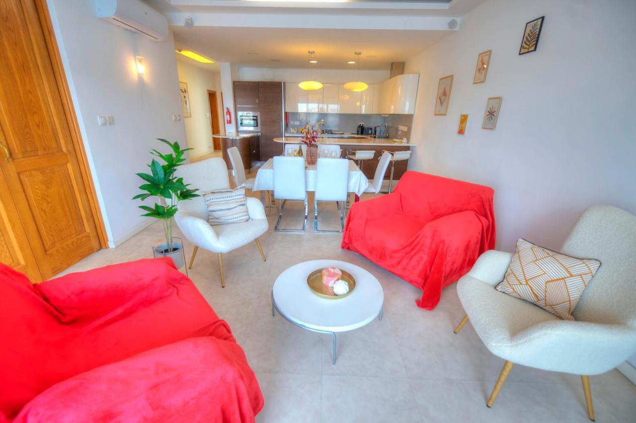 Spacious 3Bedrooms With Spectacular Views Goslm-6 Sliema Bagian luar foto