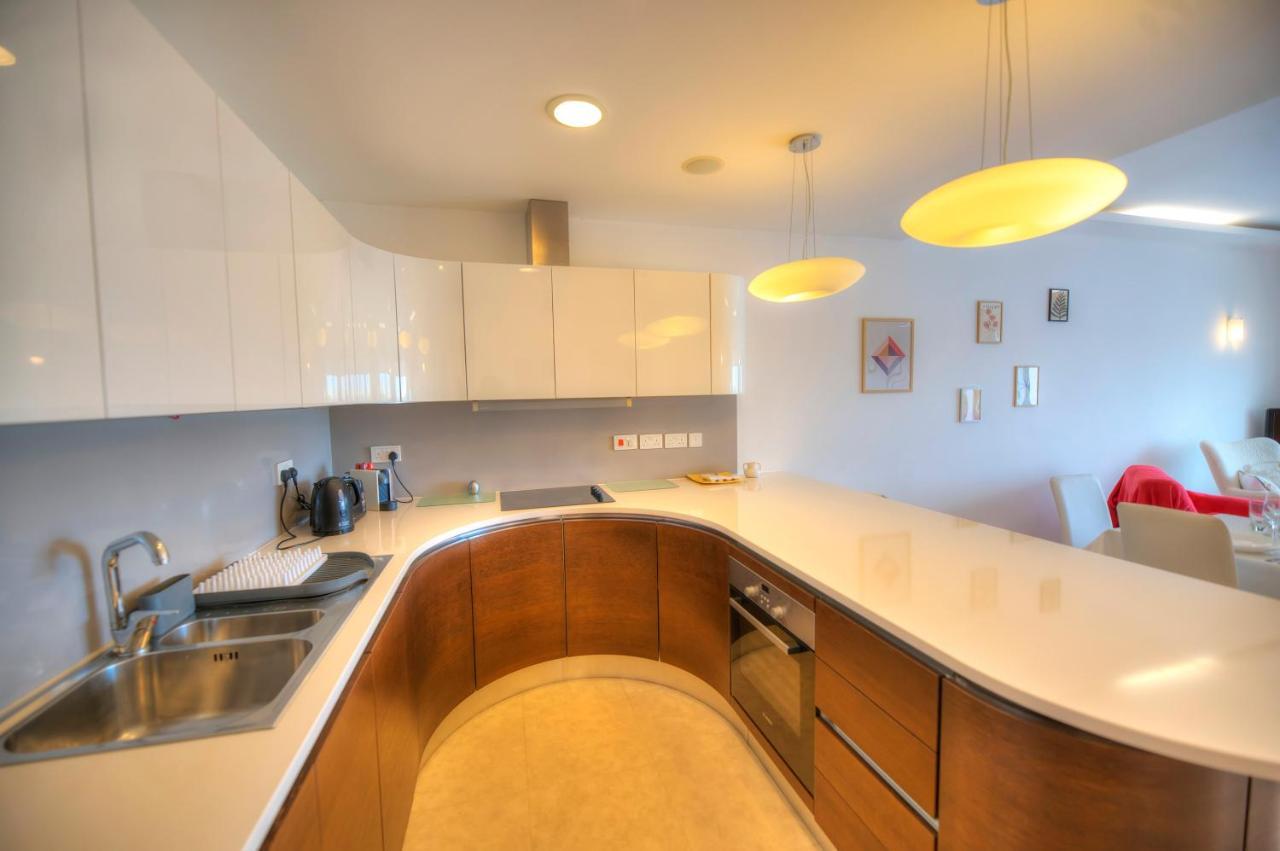 Spacious 3Bedrooms With Spectacular Views Goslm-6 Sliema Bagian luar foto