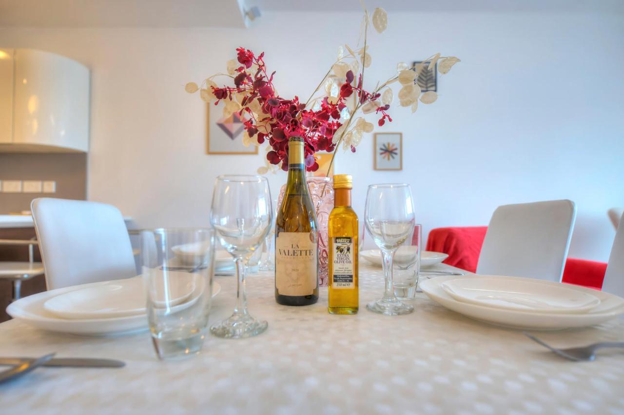 Spacious 3Bedrooms With Spectacular Views Goslm-6 Sliema Bagian luar foto