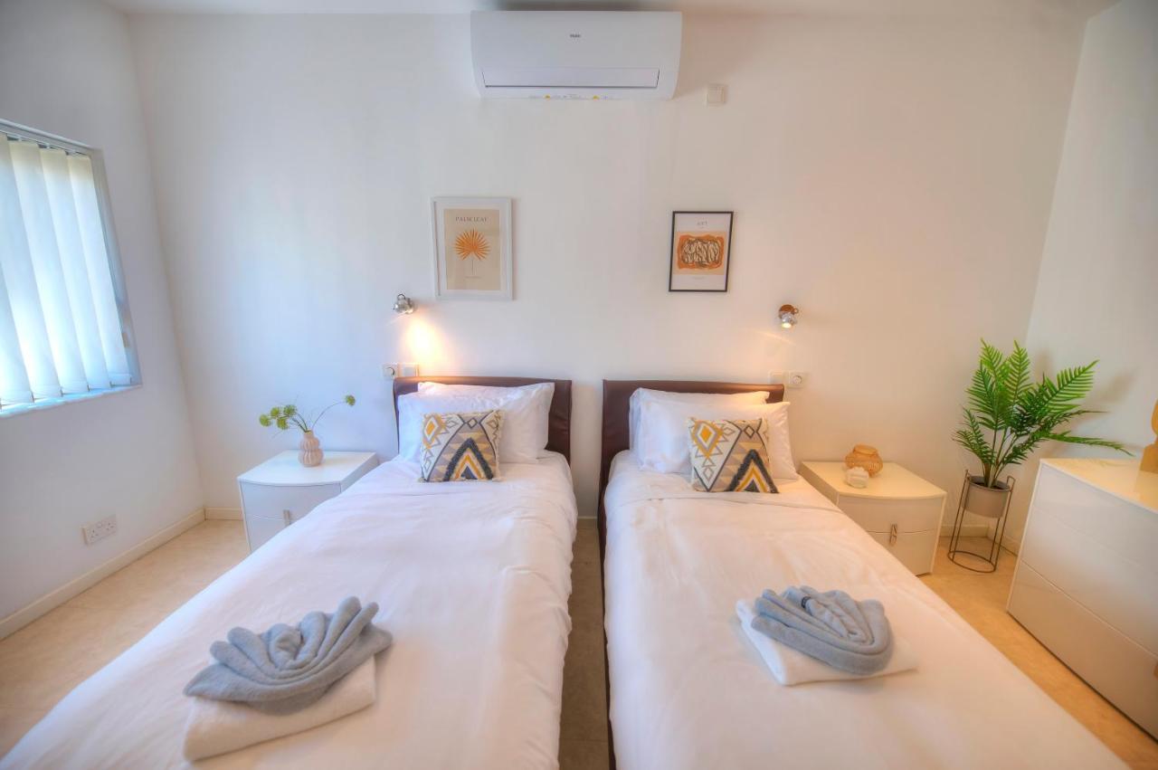 Spacious 3Bedrooms With Spectacular Views Goslm-6 Sliema Bagian luar foto
